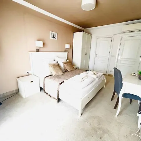 Sophia - Free Parking Apartment Varna